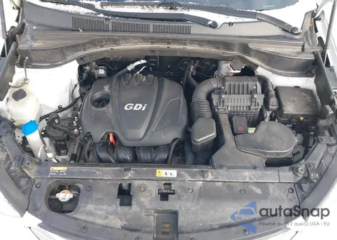 2016 Hyundai Santa Fe Sport 2.4L from USA, damaged, VIN 5XYZUDLB4GG379685